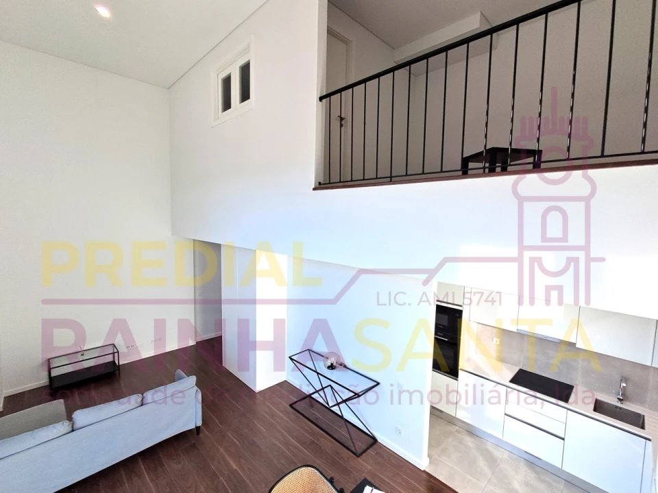 Apartamento T1 para Venda em Santo Antonio dos Olivais Foto 4