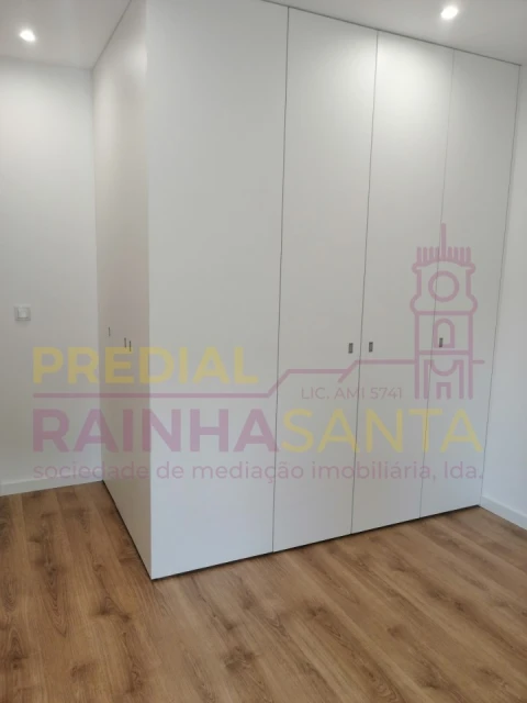 Apartamento T2 para Venda em Eiras e São Paulo de Frades