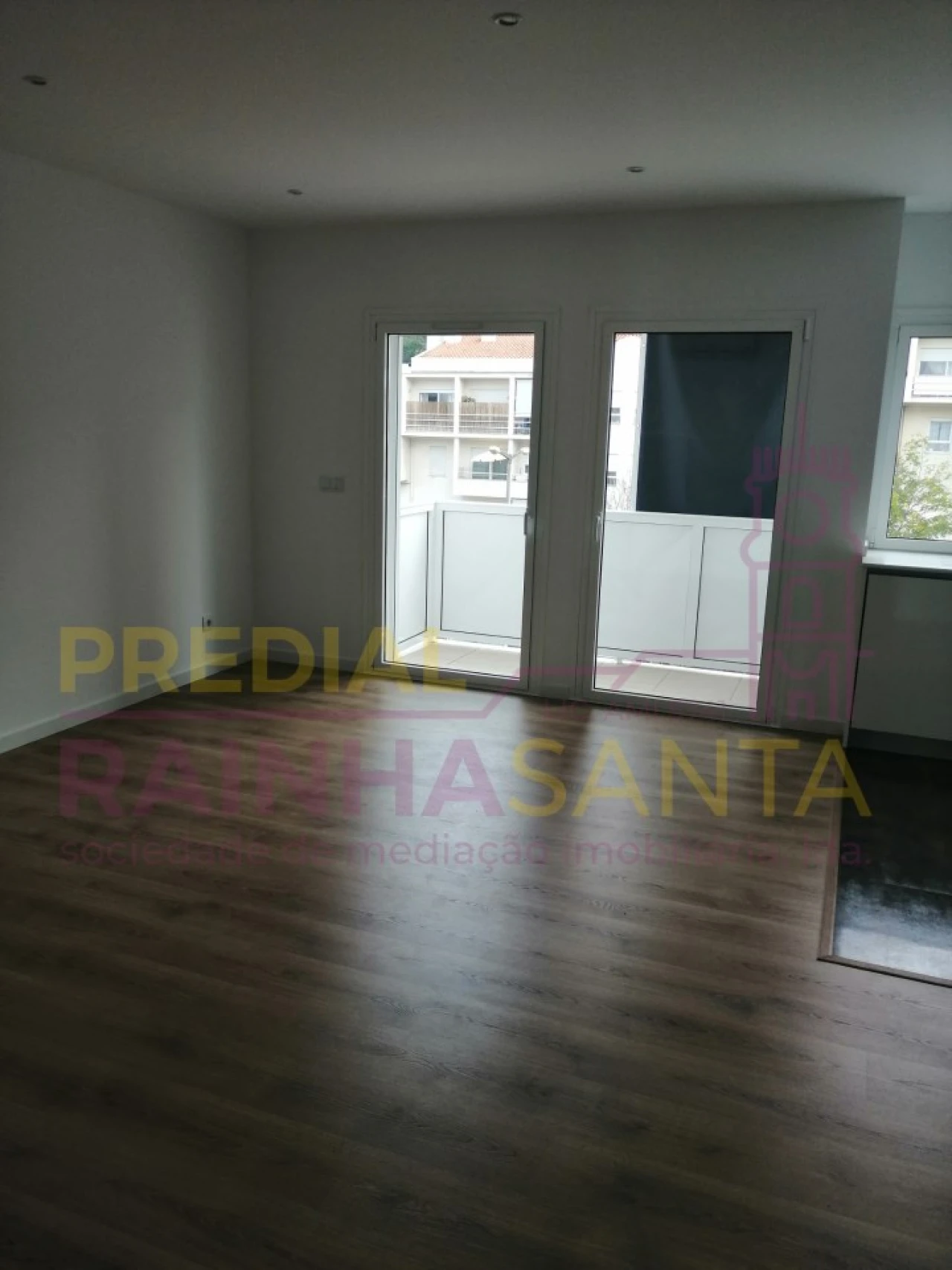 Apartamento T3 para Venda em Eiras e São Paulo de Frades Foto 3