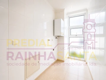 Apartamento T2 para Venda em São Martinho do Bispo e Ribeira de Frades