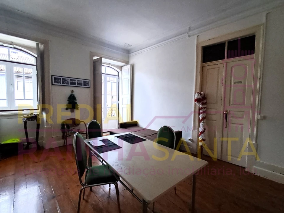 Apartamento T4 para Venda em Santa Clara e Castelo Viegas Foto 2