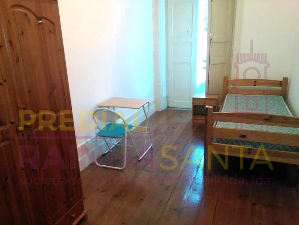 Apartamento T4 para Venda em Santa Clara e Castelo Viegas Foto 10
