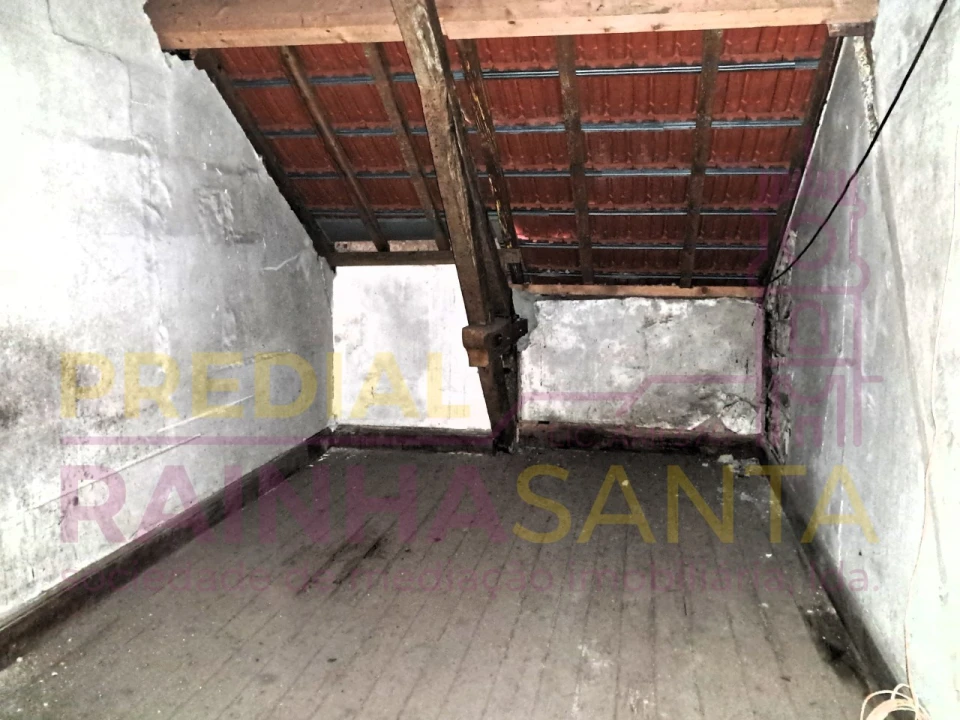 Apartamento T4 para Venda em Santa Clara e Castelo Viegas Foto 33