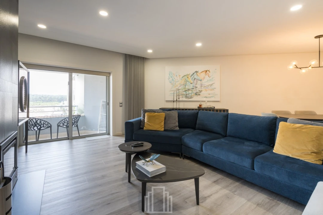 Apartamento T4 para Venda em Esmoriz Foto 2