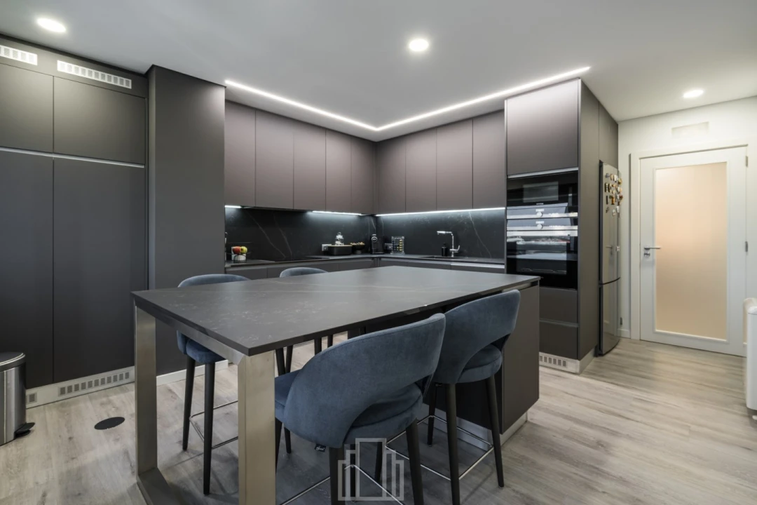 Apartamento T4 para Venda em Esmoriz Foto 11