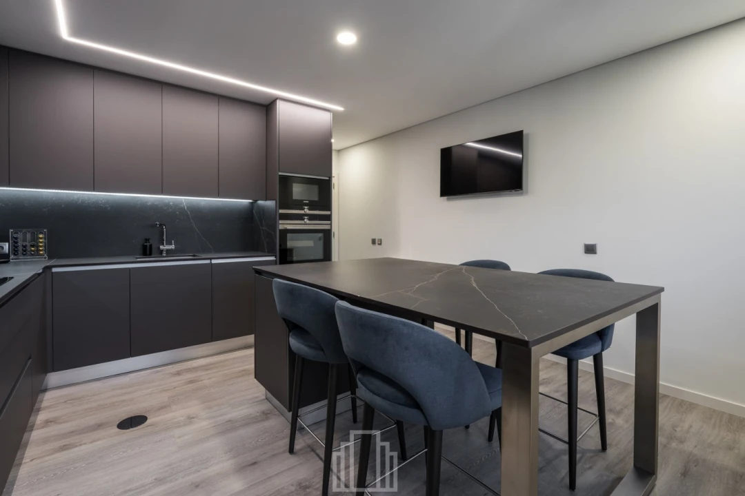Apartamento T4 para Venda em Esmoriz Foto 12