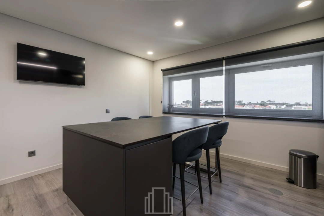 Apartamento T4 para Venda em Esmoriz Foto 13