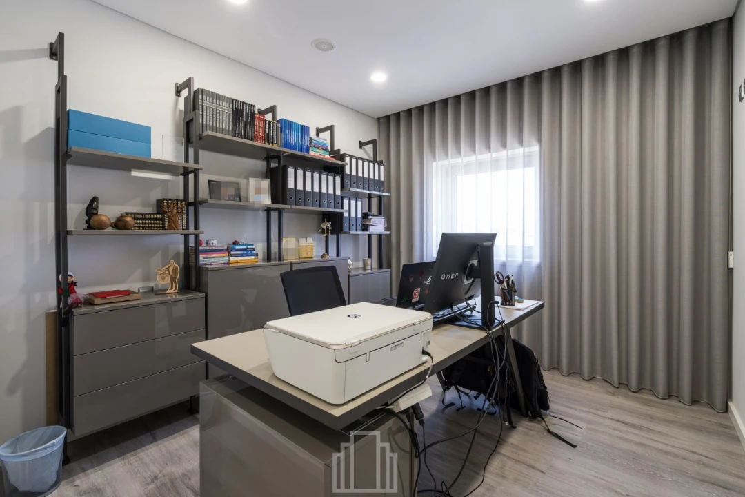 Apartamento T4 para Venda em Esmoriz Foto 15