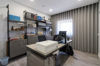 Apartamento T4 para Venda em Esmoriz