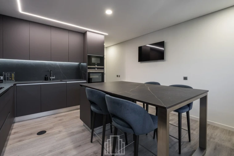 Apartamento T4 para Venda em Esmoriz Foto 12