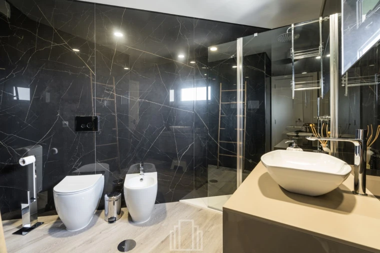 Apartamento T4 para Venda em Esmoriz Foto 18
