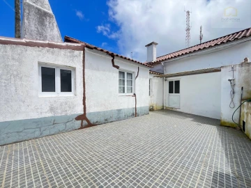 Moradia T3 para Venda em Santo Antonio de Nordestinho