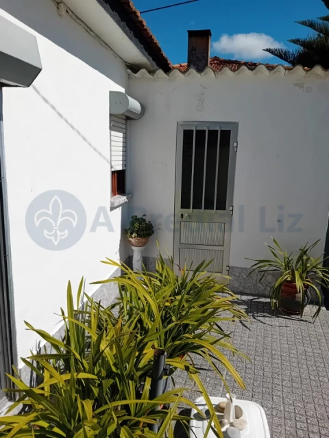 Moradia T3 para Venda em Madalena