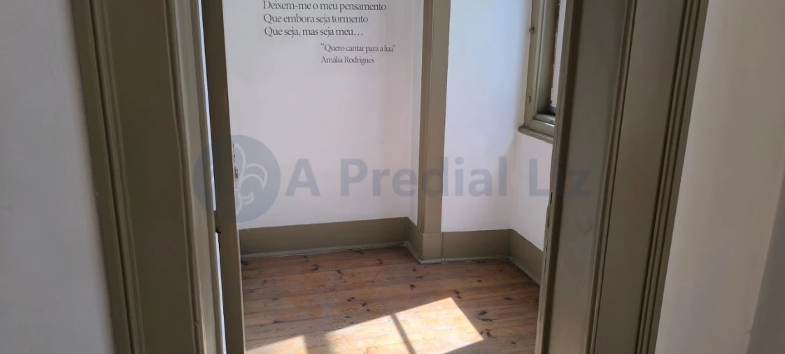 Escritório para Venda em Santa Maria Maior Foto 8