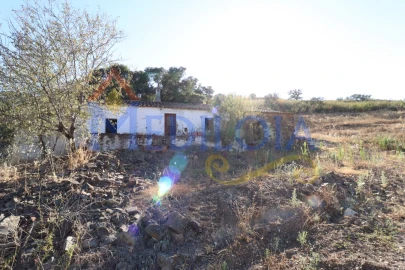 Terreno para Venda em Tavira (Santa Maria e Santiago)