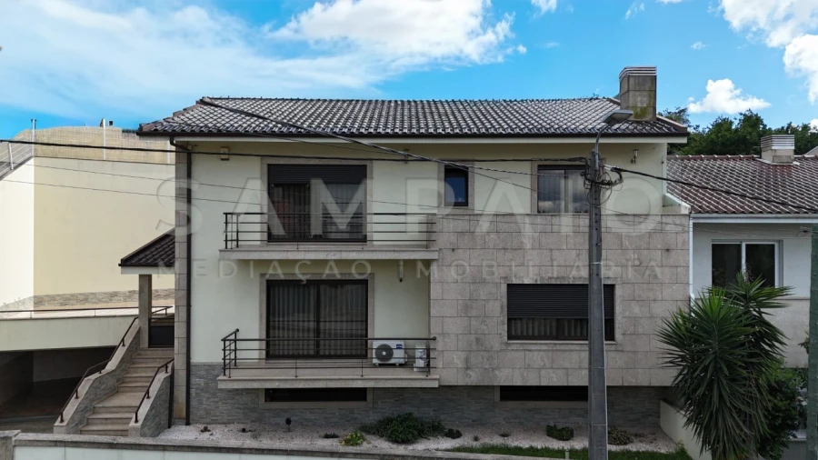 Moradia T4 para Venda em Fânzeres e São Pedro da Cova