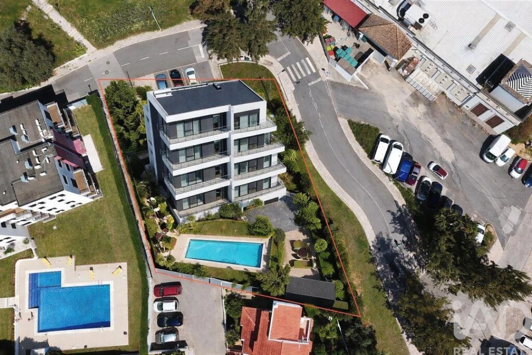 Terreno para Venda em Albufeira e Olhos de Água Foto 1