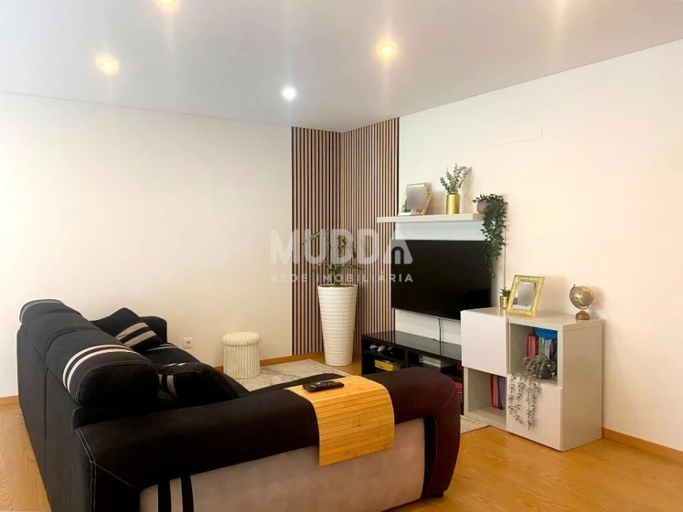 Apartamento T3 para Venda em Santa Maria da Feira, Travanca, Sanfins e Espargo Foto 3