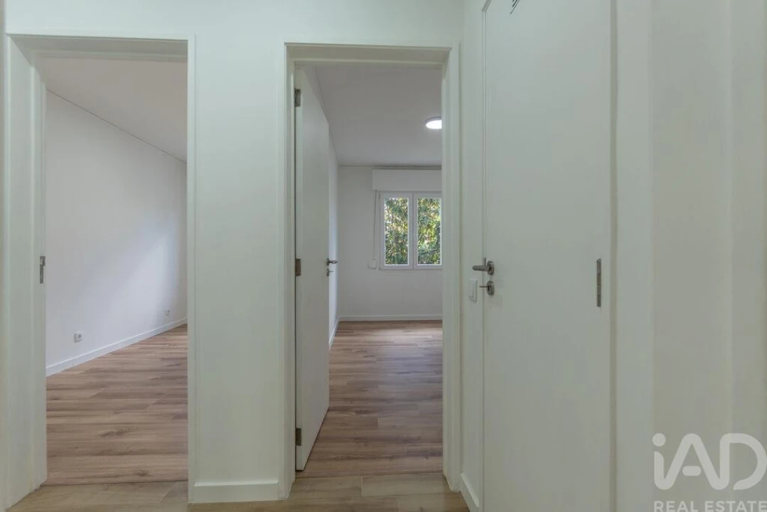 Apartamento T3 para Venda em Santo António dos Cavaleiros e Frielas Foto 20
