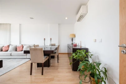 Apartamento T3 para Venda em Santo Antonio dos Olivais