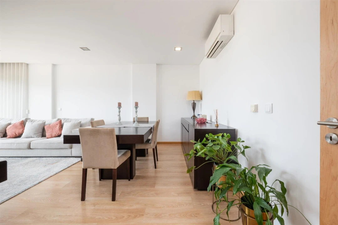 Apartamento T3 para Venda em Santo Antonio dos Olivais Foto 6