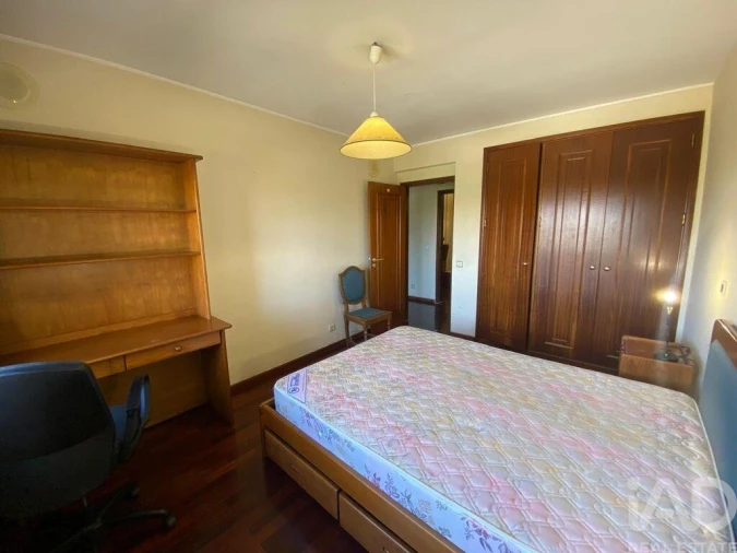 Apartamento T3 para Arrendamento em Paranhos Foto 14