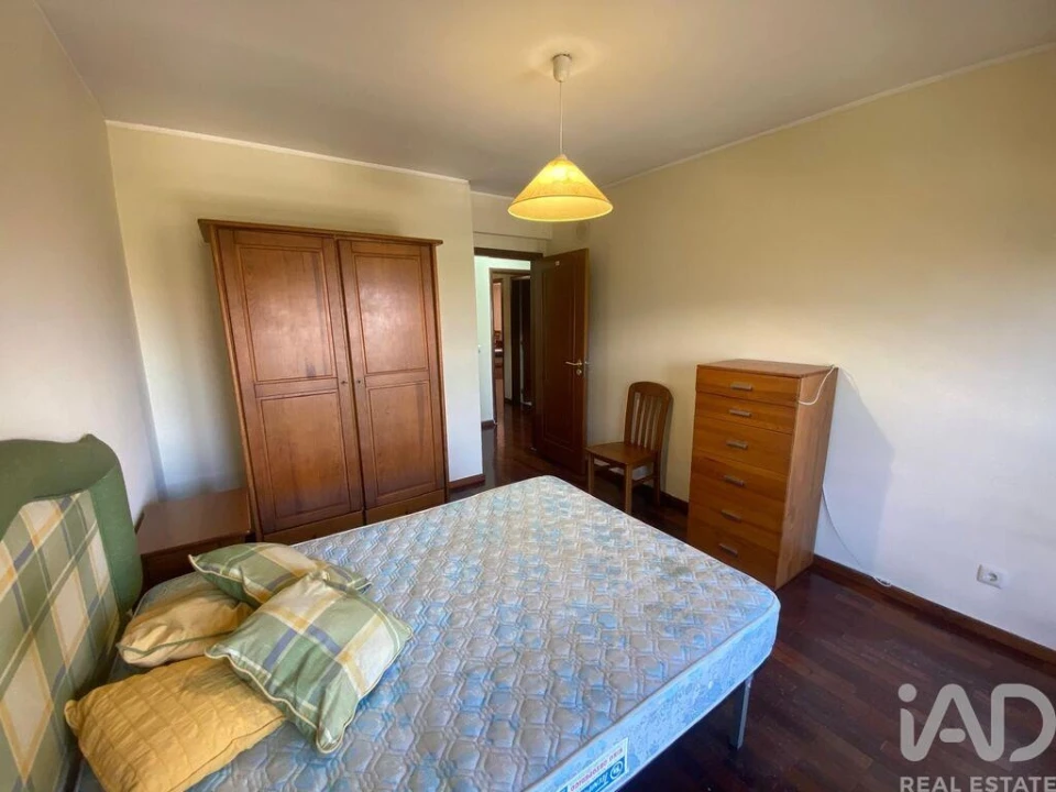 Apartamento T3 para Arrendamento em Paranhos Foto 16