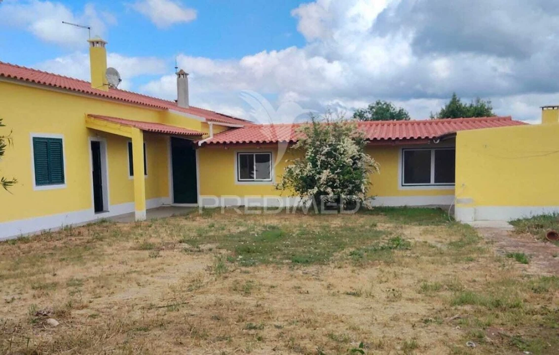 Moradia T3 para Venda em Glória do Ribatejo e Granho Foto 1