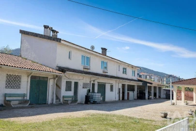 Moradia T5 para Venda em Lousã e Vilarinho