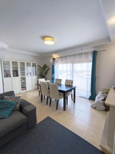 Apartamento T3 para Venda em Seixal, Arrentela e Aldeia de Paio Pires