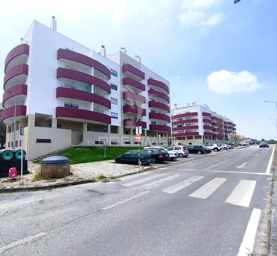 Apartamento T3 para Venda em Seixal, Arrentela e Aldeia de Paio Pires Foto 2