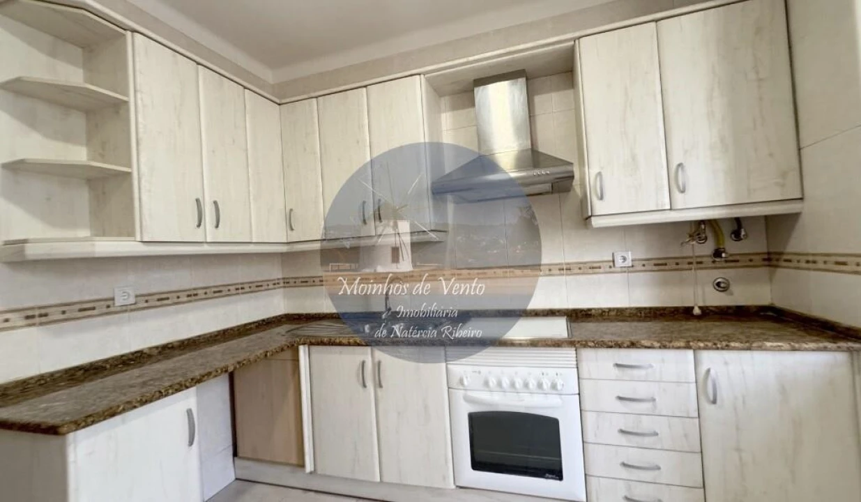 Apartamento T2 para Venda em Barreiro e Lavradio Foto 2