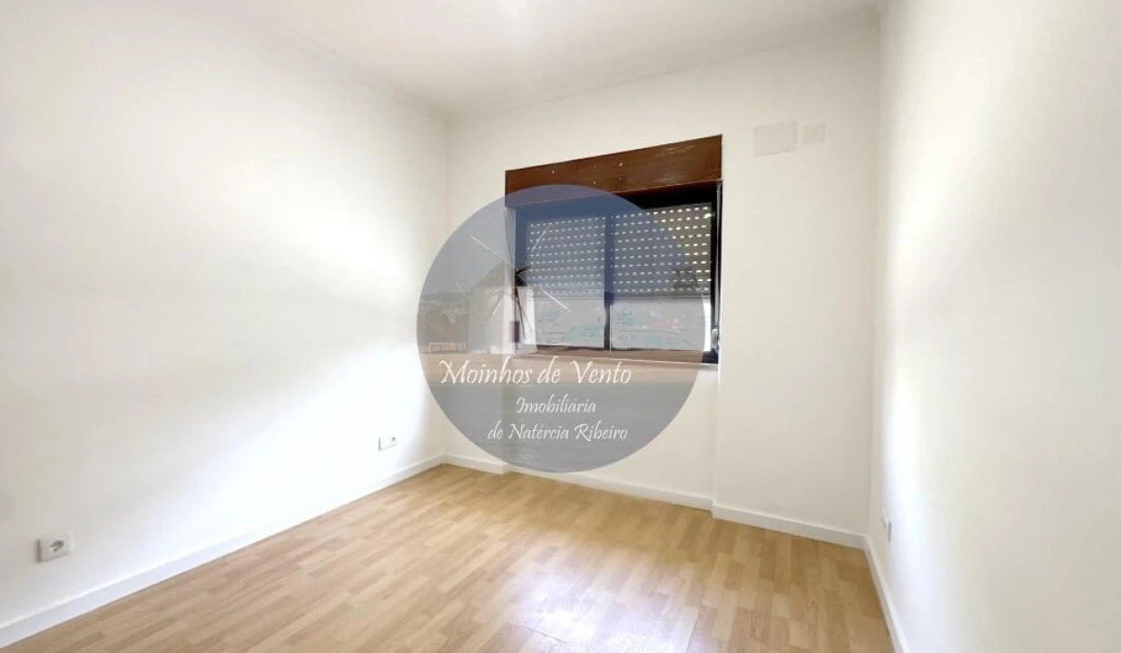 Apartamento T2 para Venda em Barreiro e Lavradio Foto 16