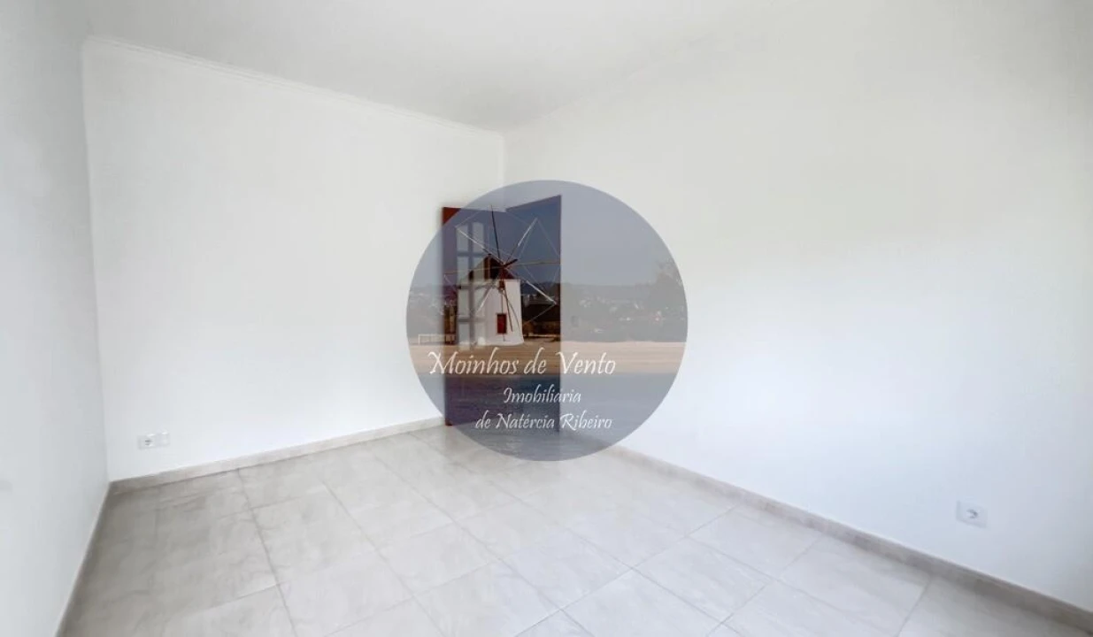 Apartamento T2 para Venda em Barreiro e Lavradio Foto 10