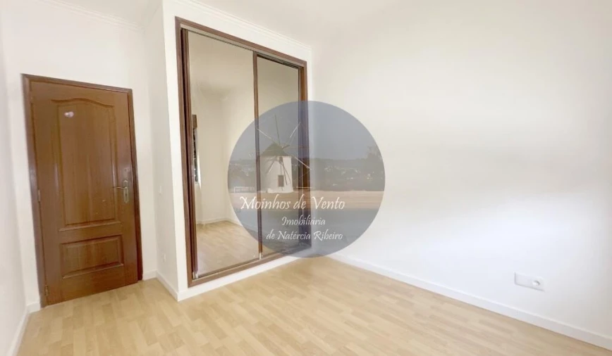 Apartamento T2 para Venda em Barreiro e Lavradio Foto 17