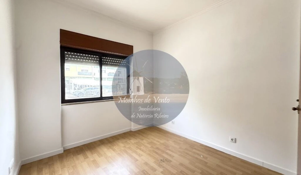 Apartamento T2 para Venda em Barreiro e Lavradio Foto 11
