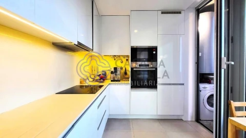 Apartamento T3 para Venda em Póvoa de Varzim, Beiriz e Argivai