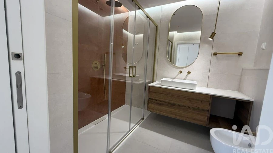 Apartamento T2 para Venda em Alcabideche Foto 10