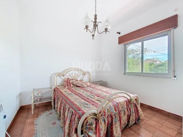 Moradia T4 para Venda em Outeiro