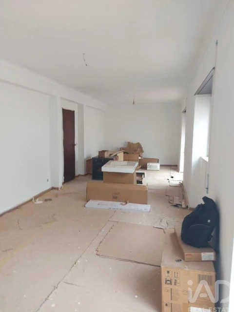 Apartamento T3 para Venda em Nossa Senhora do Pópulo, Coto e São Gregório