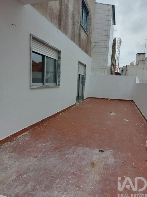 Apartamento T3 para Venda em Nossa Senhora do Pópulo, Coto e São Gregório