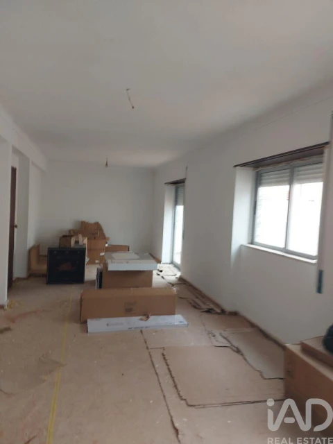Apartamento T3 para Venda em Nossa Senhora do Pópulo, Coto e São Gregório