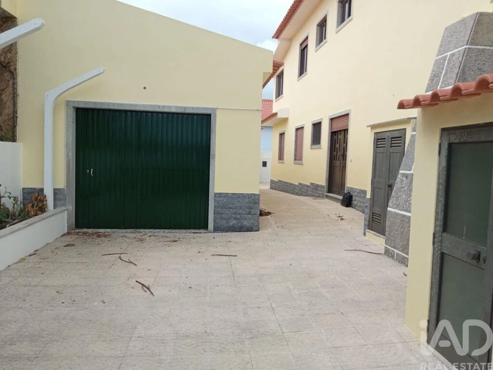Moradia T5 para Venda em Rio de Mouro Foto 27