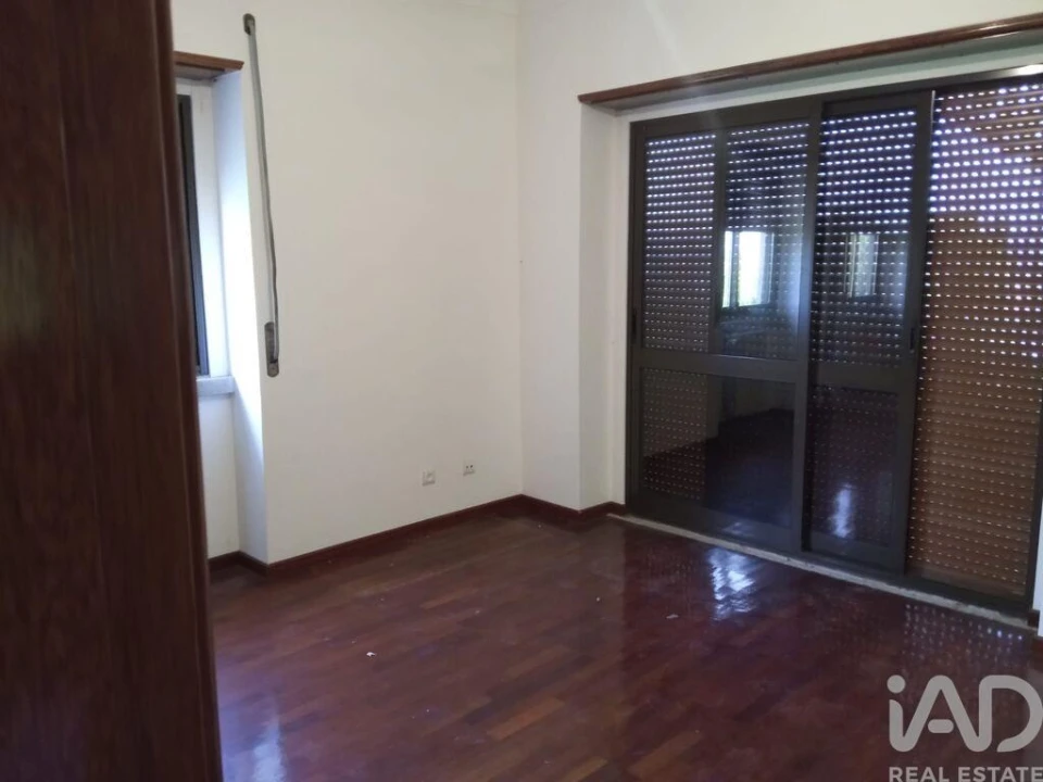 Moradia T5 para Venda em Rio de Mouro Foto 10