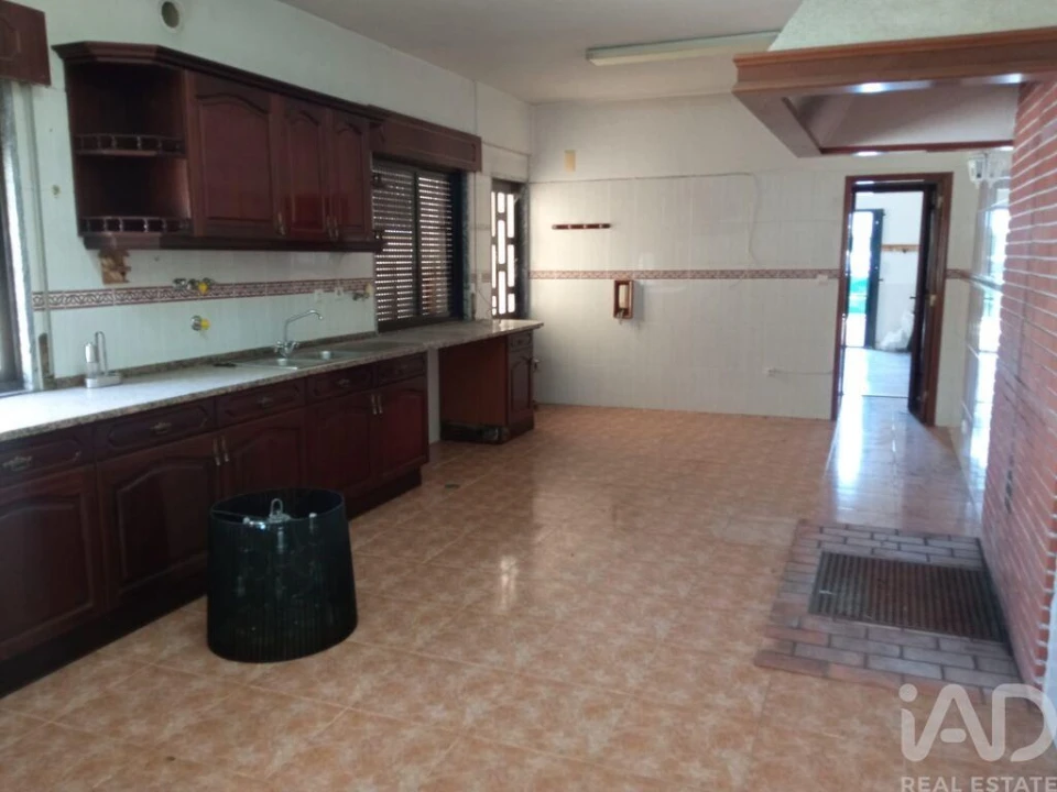 Moradia T5 para Venda em Rio de Mouro Foto 3