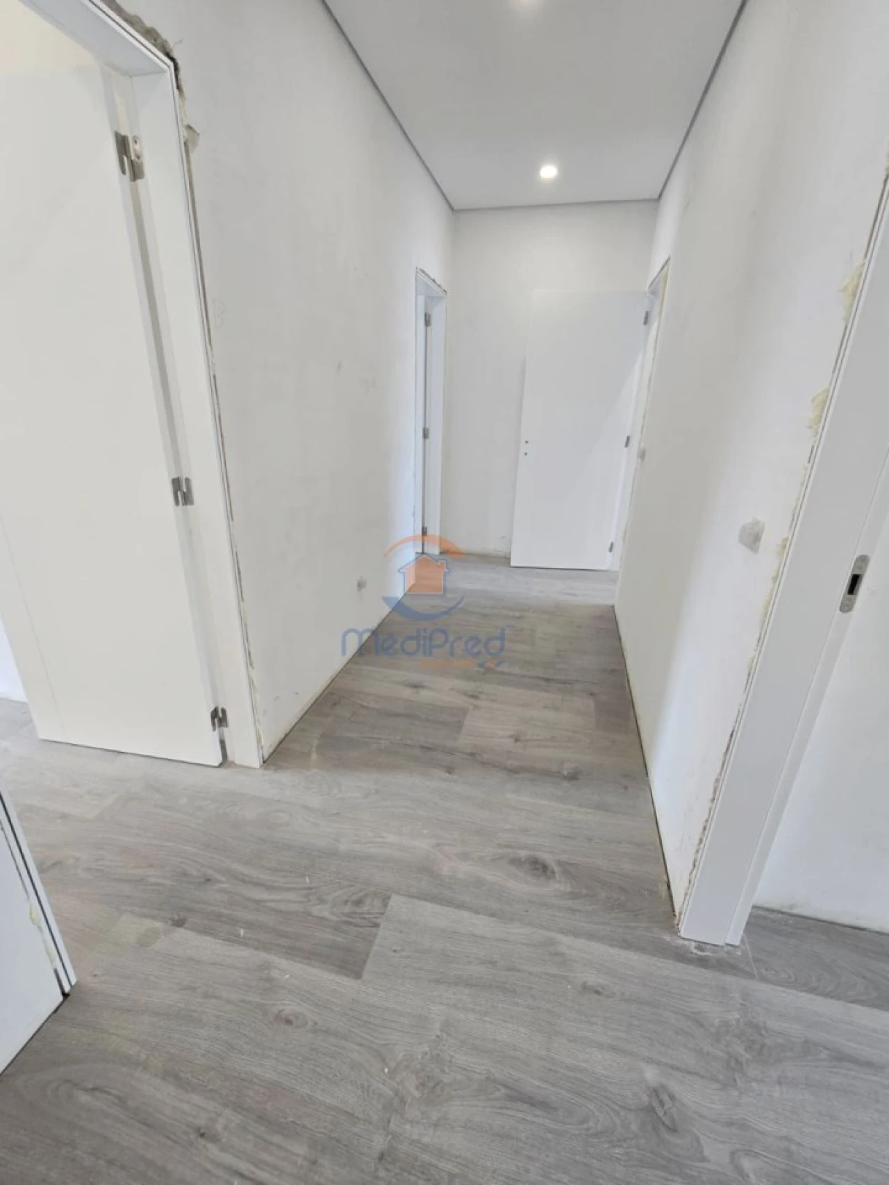 Apartamento T3 para Venda em Ramada e Caneças Foto 13