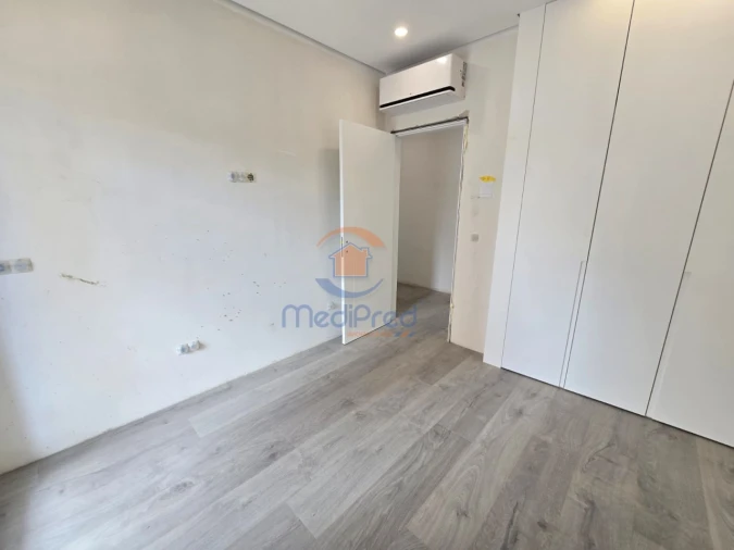 Apartamento T3 para Venda em Ramada e Caneças Foto 26