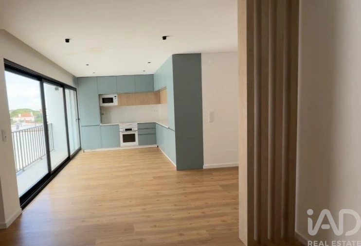 Apartamento T2 para Venda em Alcabideche Foto 3