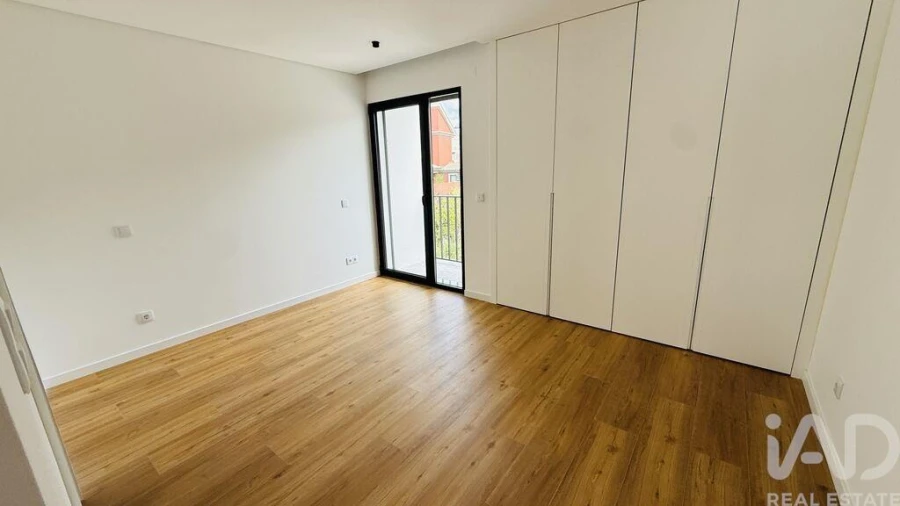 Apartamento T2 para Venda em Alcabideche Foto 10