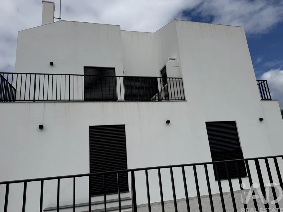 Apartamento T2 para Venda em Alcabideche Foto 14